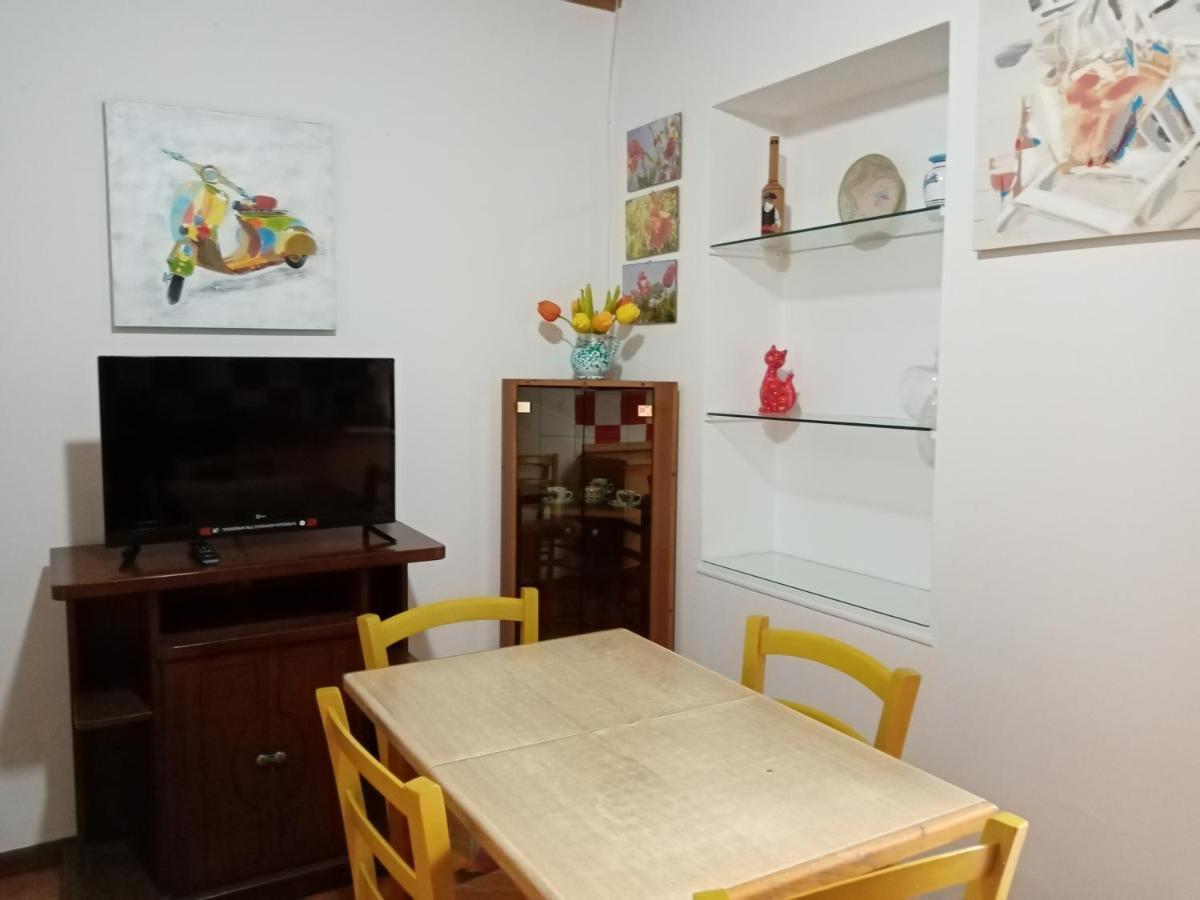 La Casa Di Gaia Villa Cabras Ngoại thất bức ảnh